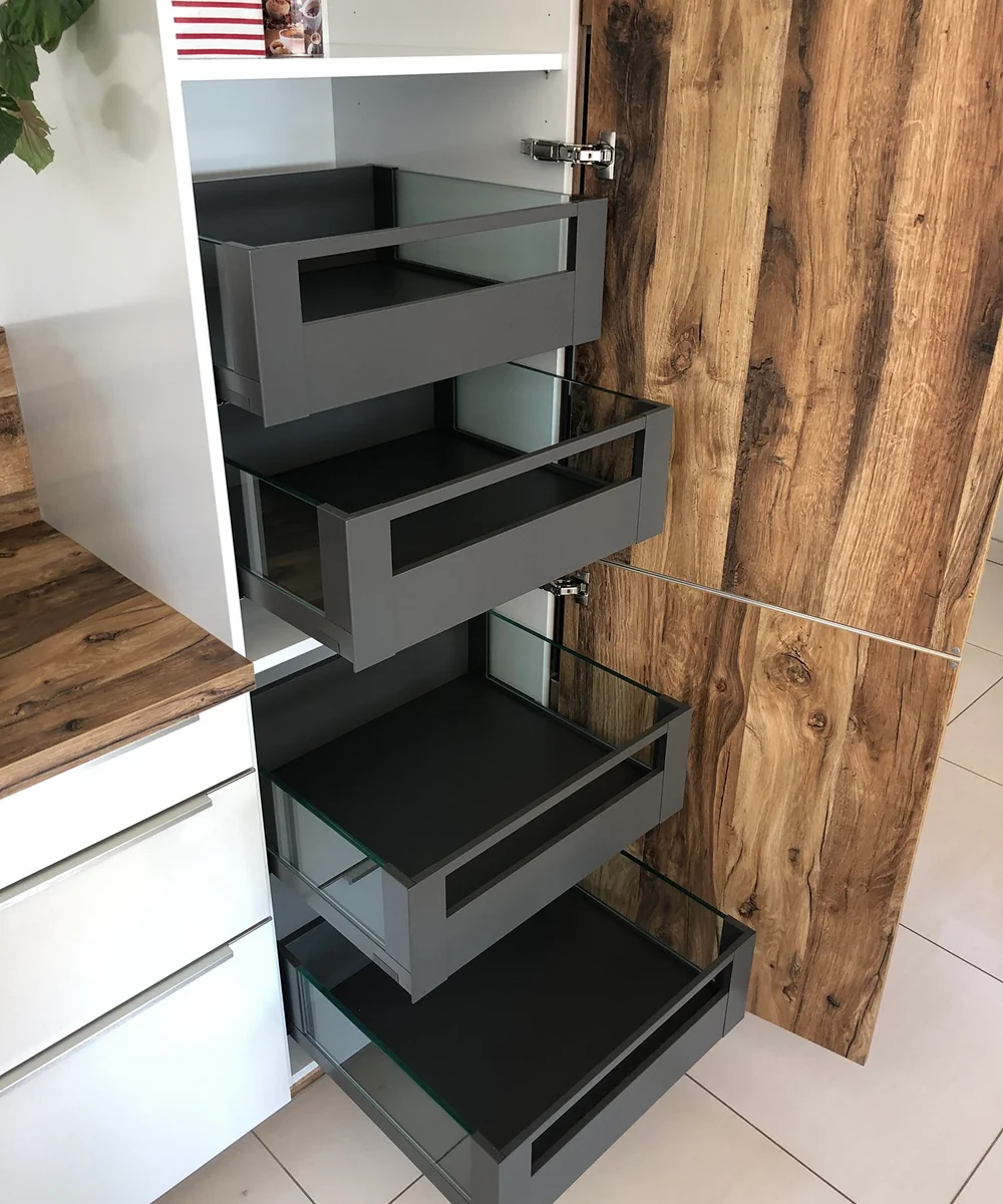 Easyl Cuisines Cuisiniste A Bain Sur Oust Pres De Redon Rangements Et Equipements De Cuisines
